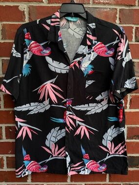 Royale-Air Large Black Tropical Hawaiian Parrot Short-Sleeve Button Up Shirt F5